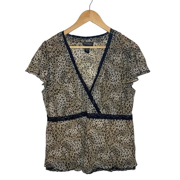 Lane Bryant Sheer Wrap Front Butterfly Short Sleeve V-neck Leopard Print Top - Picture 1 of 4